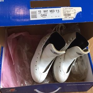 Ice/Figureskates Riedell size 1 1/2(1.5) junior
